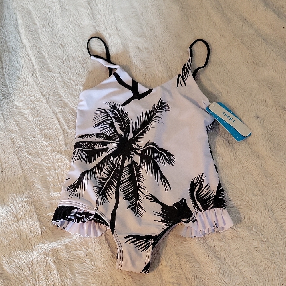 Girls 6-7year Palm Tree Print Swimsuit